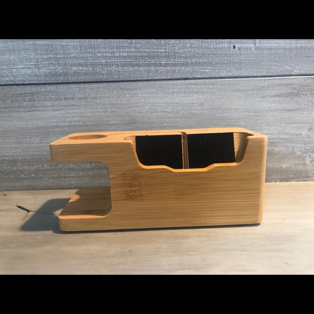 iPhone & iWatch Stand for Charging